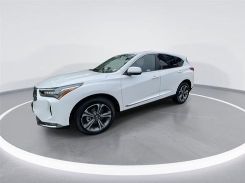 Used 2023 Acura RDX AWD w/ Advance Package image 4