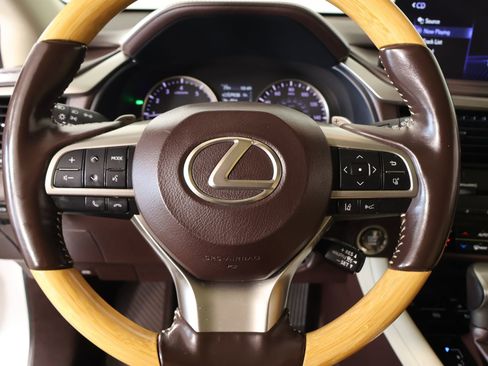 Used 2020 Lexus RX 350L FWD w/ Premium Package image 3