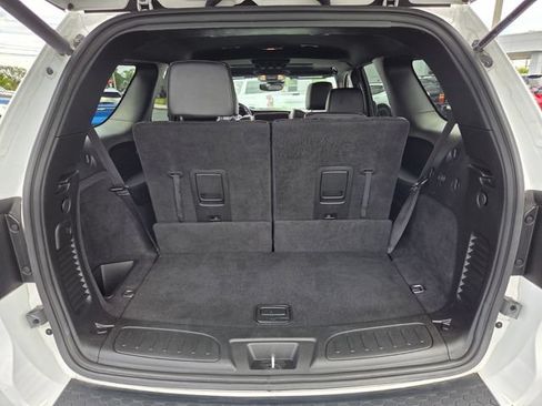 Used 2024 Dodge Durango GT RWD image 16