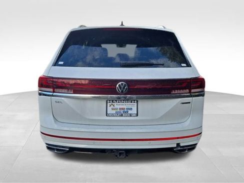 Certified 2024 Volkswagen Atlas SEL Premium R-Line image 6