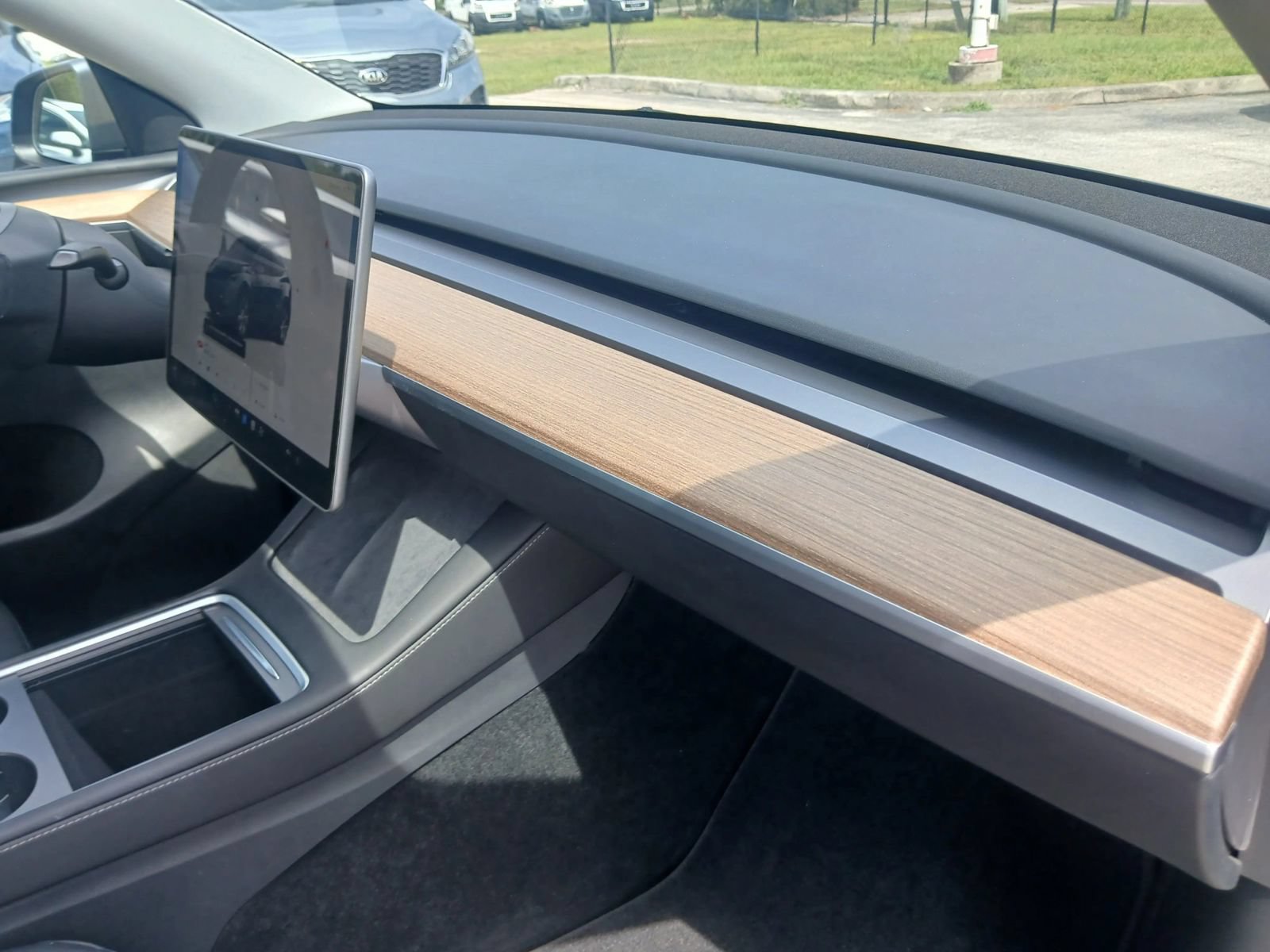 Used 2023 Tesla Model Y Long Range AWD/4WD image 17
