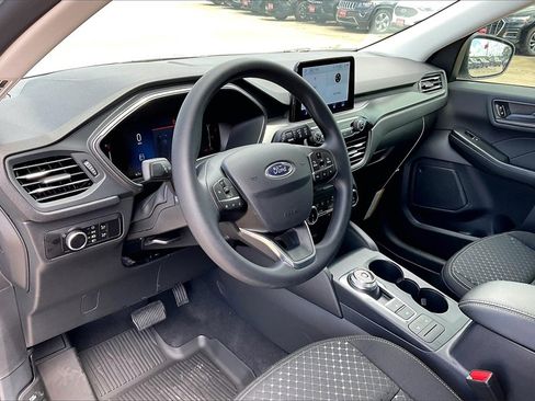 New 2025 Ford Escape Active image 5
