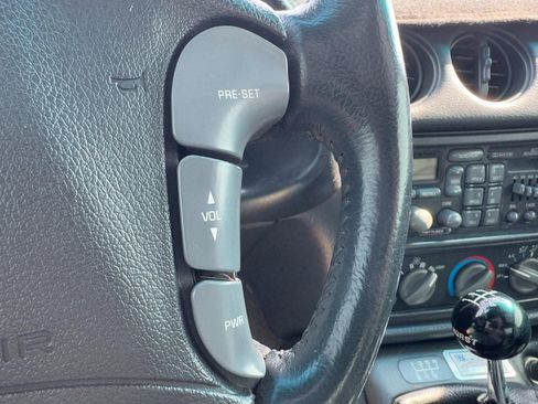 Used 1994 Pontiac Firebird Coupe image 15