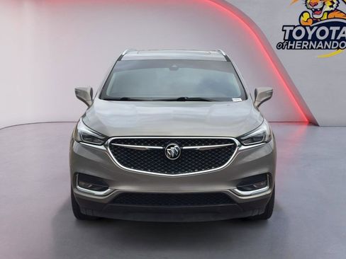 Used 2019 Buick Enclave Avenir FWD image 2