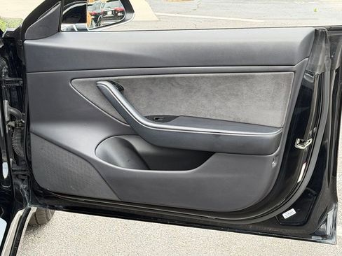 Used 2019 Tesla Model 3 Mid Range RWD image 37