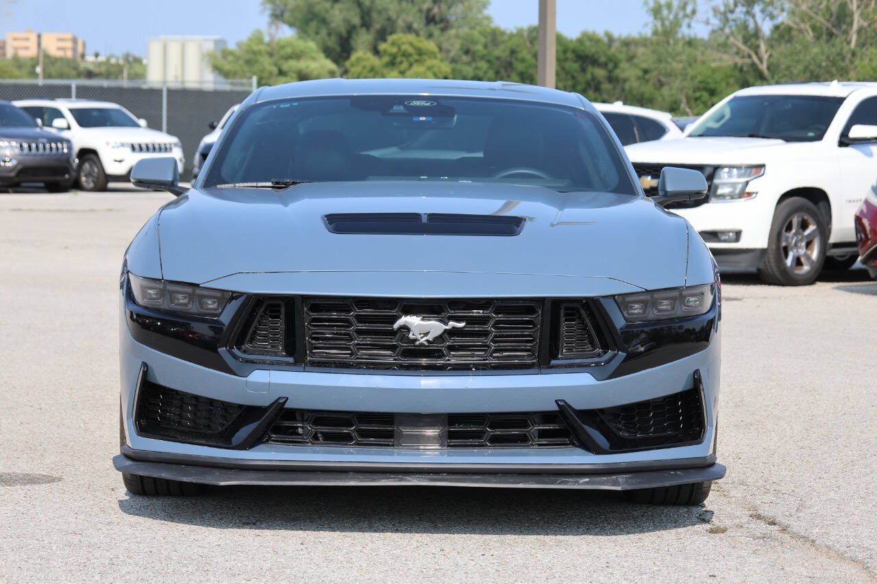 Used 2025 Ford Mustang GT Premium RWD image 5