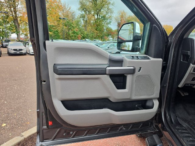 Used 2019 Ford F250 XLT w/ XLT Premium Package AWD/4WD image 10