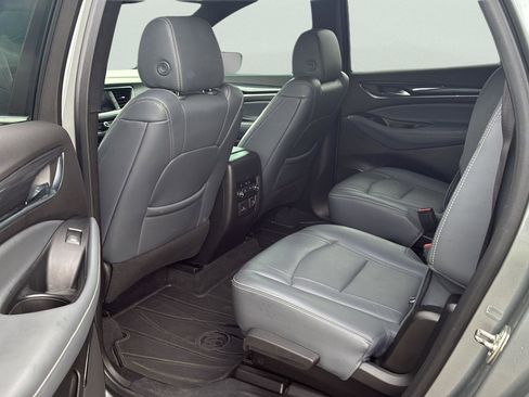 Used 2024 Buick Enclave Essence w/ Experience Buick Package FWD image 12