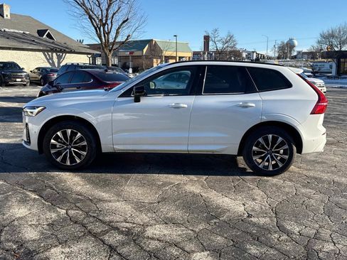 Certified 2025 Volvo XC60 B5 Plus image 8