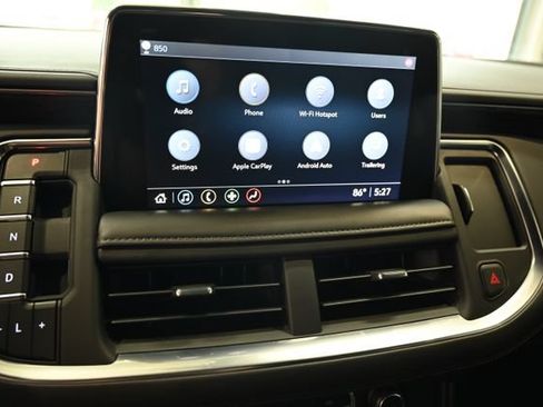 Used 2021 Chevrolet Suburban LT w/ Luxury Package AWD/4WD image 16
