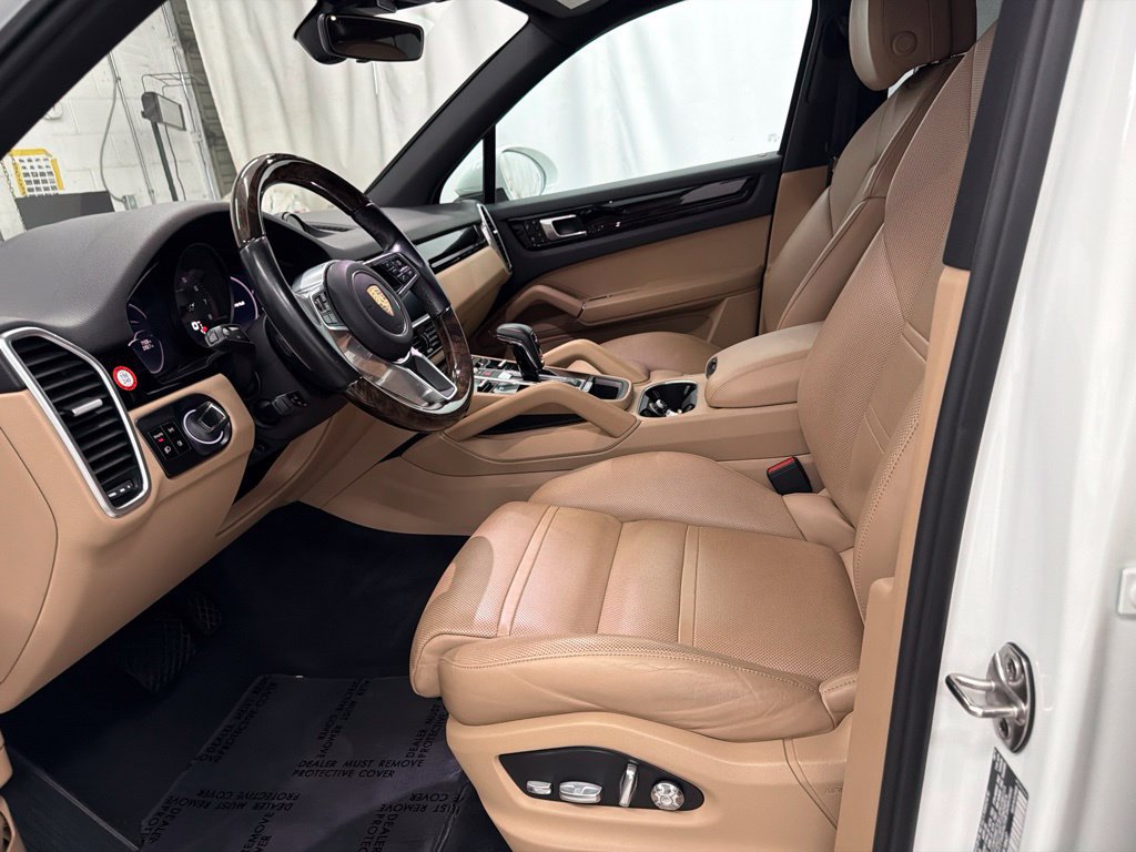 Used 2019 Porsche Cayenne AWD/4WD image 12