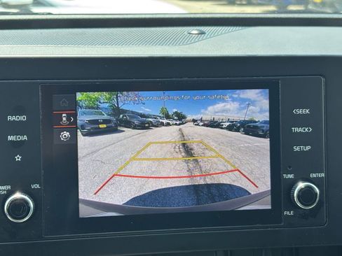 Used 2024 Kia Sportage LX FWD image 23
