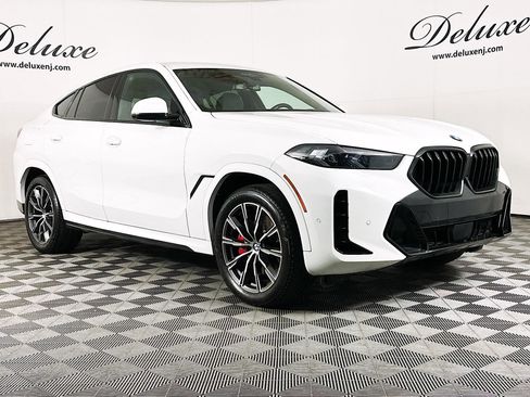 Used 2024 BMW X6 xDrive40i w/ Executive Package AWD/4WD image 1