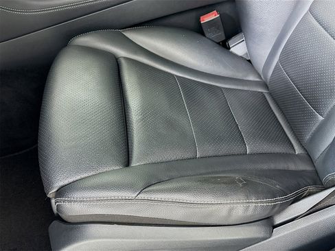 Used 2018 Mercedes-Benz GLC 300 4MATIC image 21