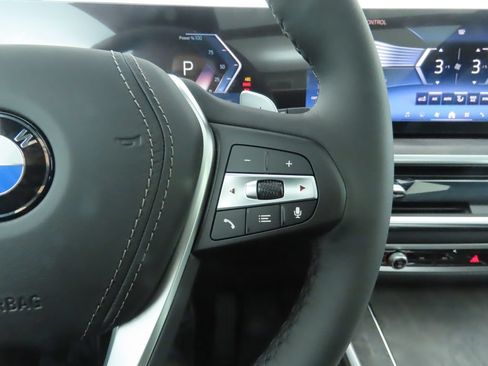 Used 2026 BMW X5 xDrive40i w/ Premium Package AWD/4WD image 13