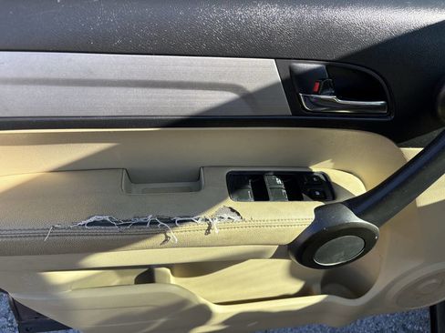 Used 2011 Honda CR-V EX-L image 16