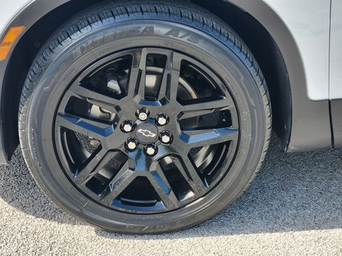 Used 2019 Chevrolet Blazer LT FWD image 29