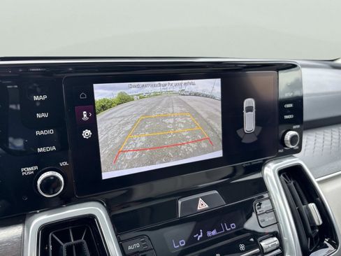 Used 2023 Kia Sorento SX FWD image 29