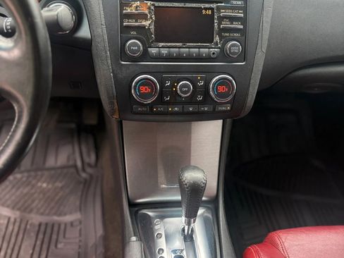 Used 2012 Nissan Altima 2.5 S w/ 2.5S Premium Pkg FWD image 35