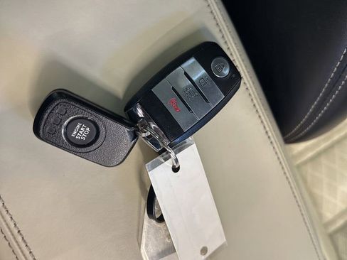 Used 2018 Kia Sorento SX AWD/4WD image 37