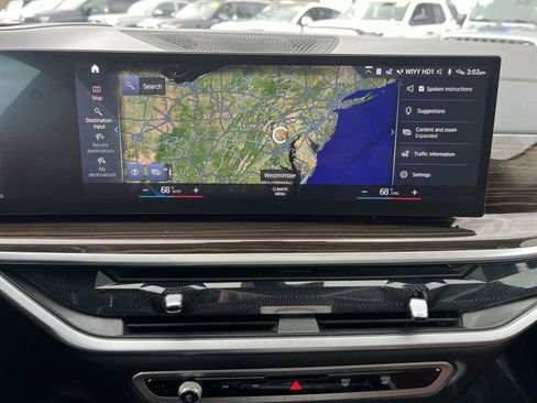 Used 2023 BMW X7 xDrive40i w/ Premium Package image 20