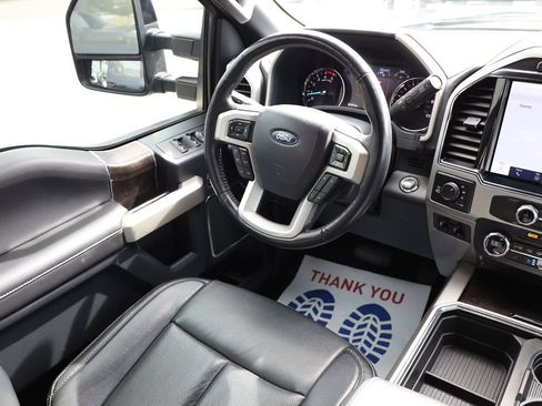 Used 2022 Ford F350 Lariat w/ Lariat Ultimate Package AWD/4WD image 19