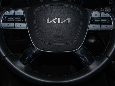 Used 2025 Kia Telluride S AWD/4WD image 11