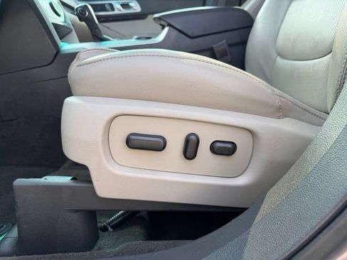 Used 2013 Ford Explorer Limited FWD image 10