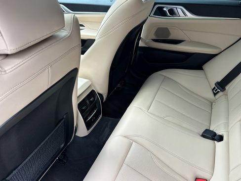 Used 2023 BMW i4 eDrive35 RWD image 11