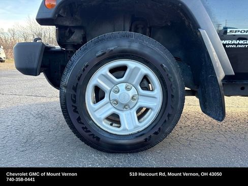 Used 2014 Jeep Wrangler Unlimited Sport image 27