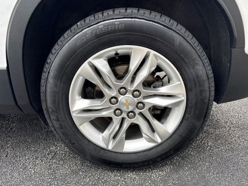 Used 2021 Chevrolet Blazer LT FWD image 11