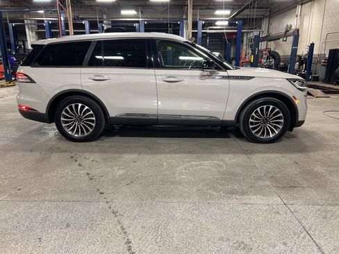 Used 2020 Lincoln Aviator Reserve w/ Equipment Group 201A image 5