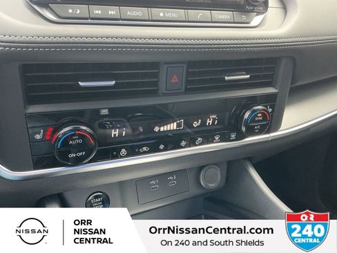 New 2026 Nissan Rogue SV w/ SV Premium Package FWD image 24