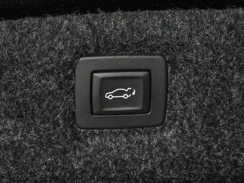 Used 2018 Cadillac CT6 Luxury image 8