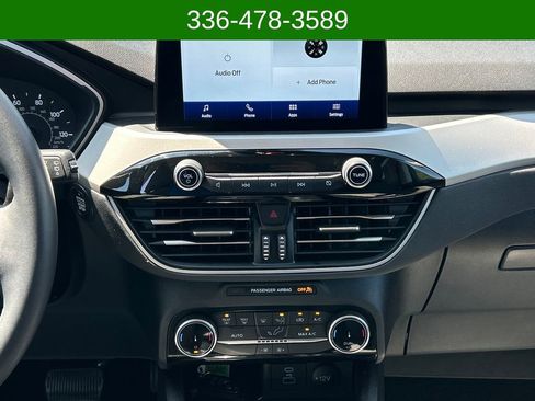 Used 2022 Ford Escape SE w/ SE Sport Appearance Package FWD image 19