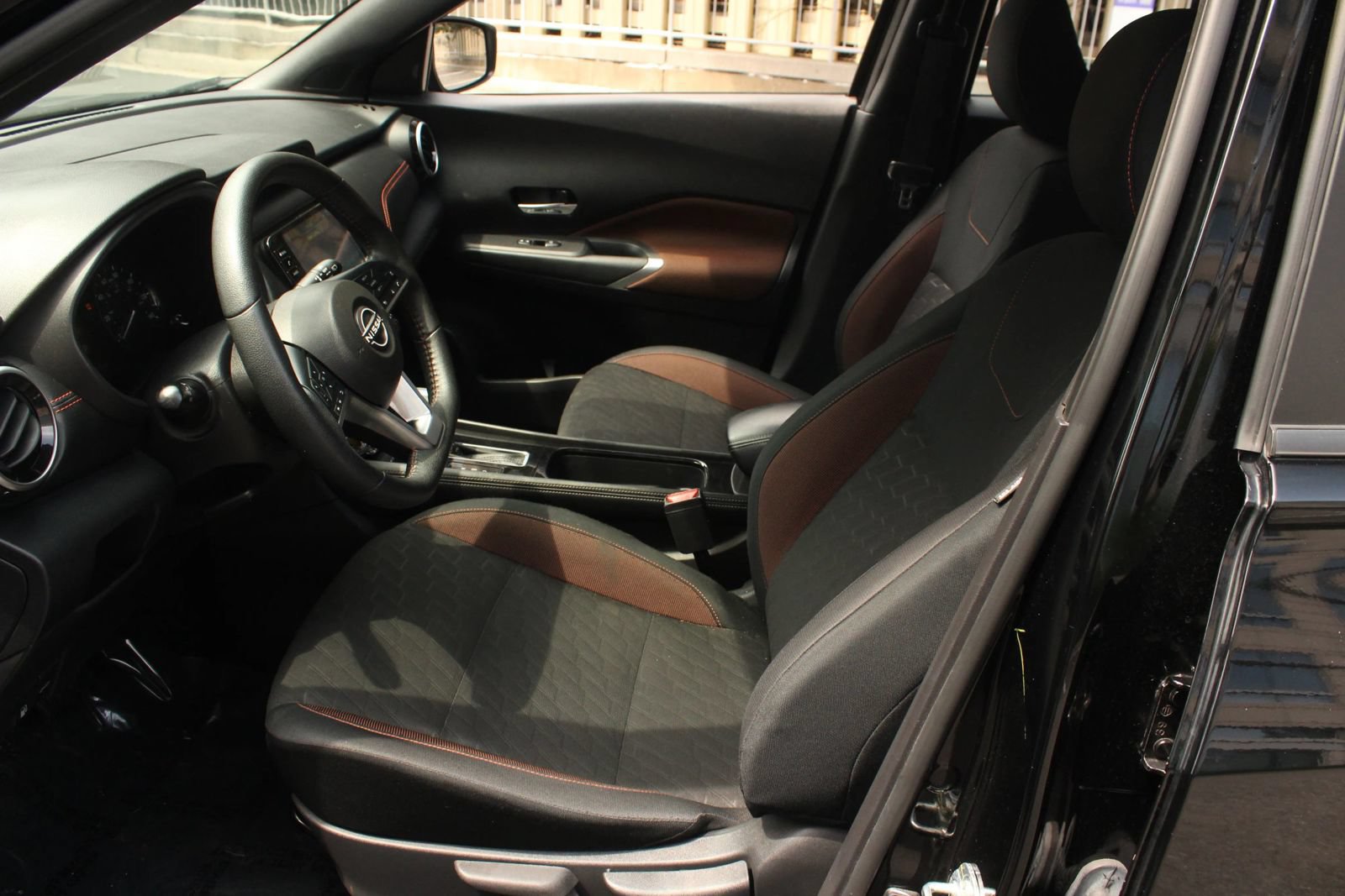 Used 2024 Nissan Kicks SR FWD image 14