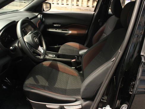Used 2024 Nissan Kicks SR FWD image 14