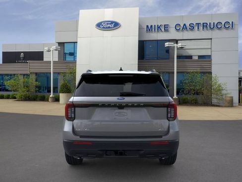 New 2026 Ford Explorer Active AWD/4WD image 6