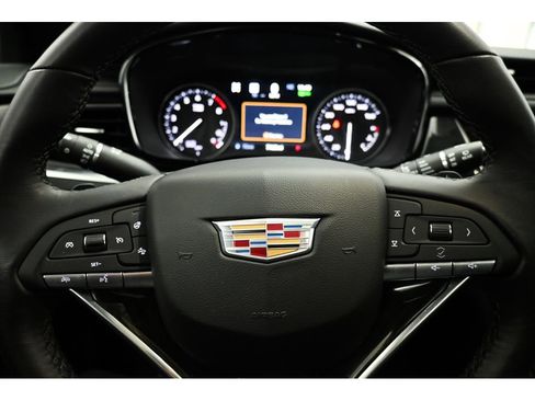Certified 2024 Cadillac XT6 Premium Luxury w/ Technology Package AWD/4WD image 14