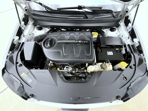 Used 2021 Jeep Cherokee Limited AWD/4WD image 26