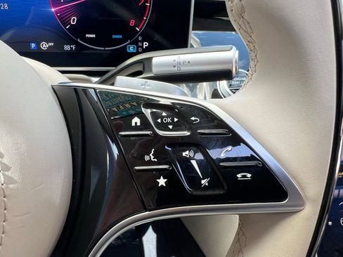 Used 2023 Mercedes-Benz S 500 4MATIC image 48