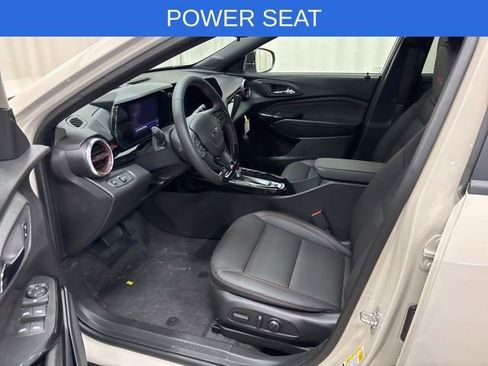 New 2026 Chevrolet Trax RS w/ Driver Confidence Package FWD image 17