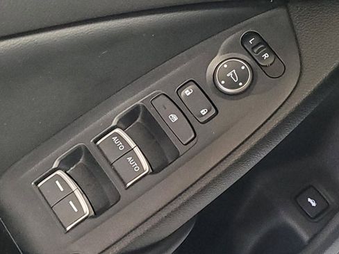 Used 2018 Honda Accord LX image 27