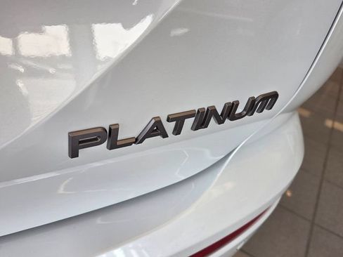 New 2026 Nissan Rogue Platinum AWD/4WD image 10