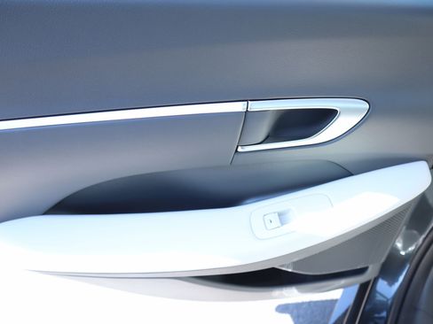 New 2026 Hyundai Sonata SEL FWD image 12