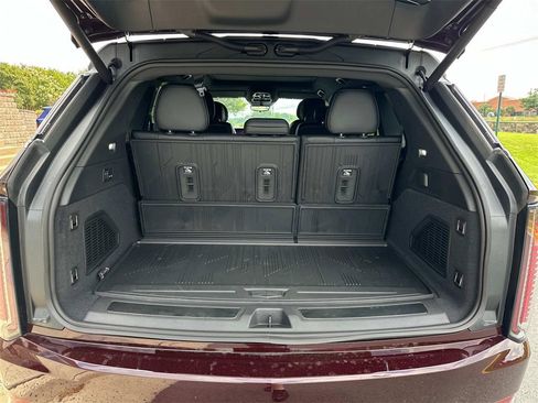New 2026 Cadillac Escalade IQ Luxury 1 w/ LPO, Floor Liner Package image 12