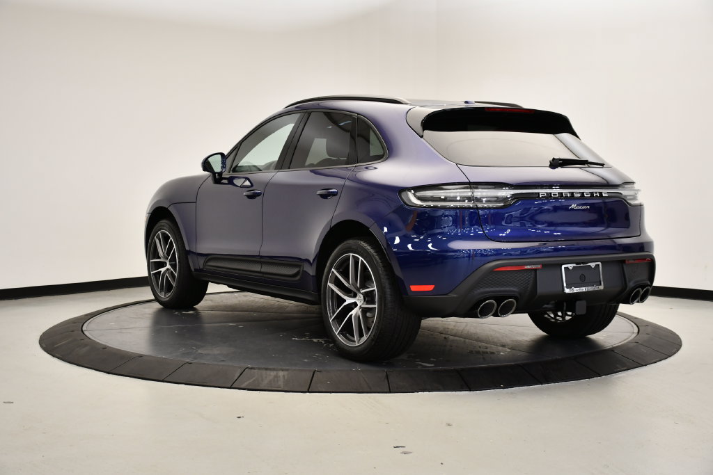 Certified 2026 Porsche Macan Turbo AWD/4WD image 3