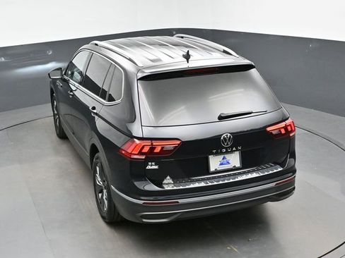 Used 2023 Volkswagen Tiguan SE FWD image 39