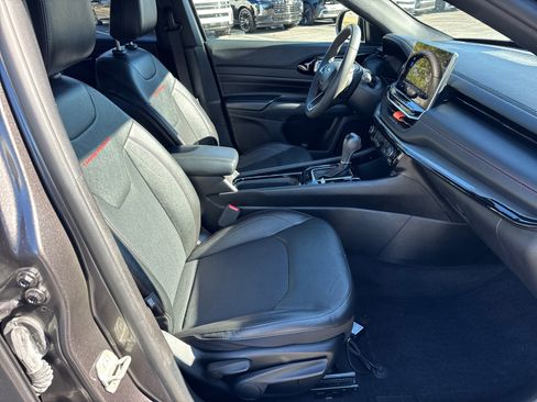 Used 2023 Jeep Compass Trailhawk image 13