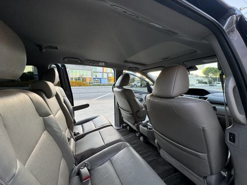 Used 2014 Honda Odyssey EX-L image 13